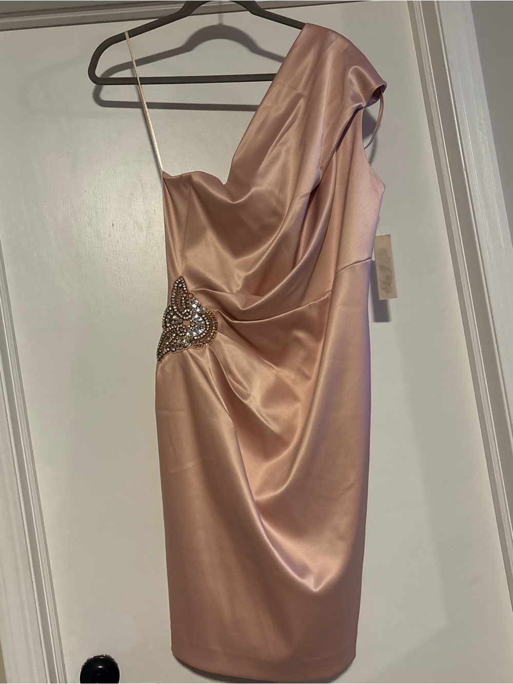 🌸Eliza J One-Shoulder Blush Satin Cocktail Dress with Beaded Waist